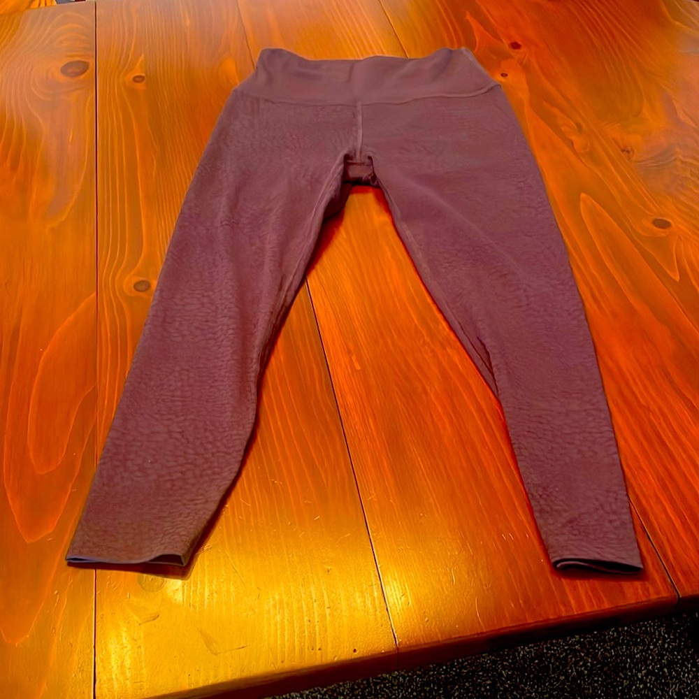 Beyond Yoga leggings. Size M.